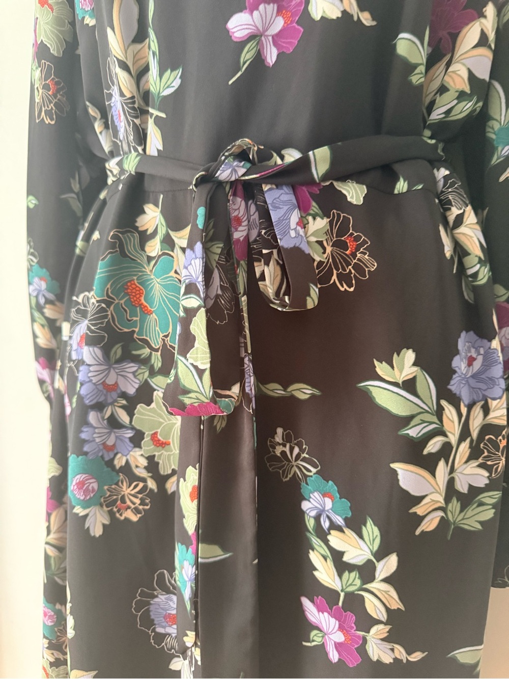 LOFT Black Floral Long-Sleeve plus size Shift midi Dress - Picture 4 of 6